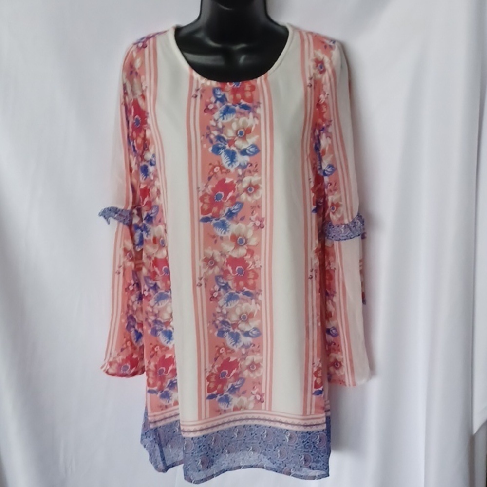 As U Wish Womens Medium White Pink Floral Flowy Long Sleeve Lined Dress